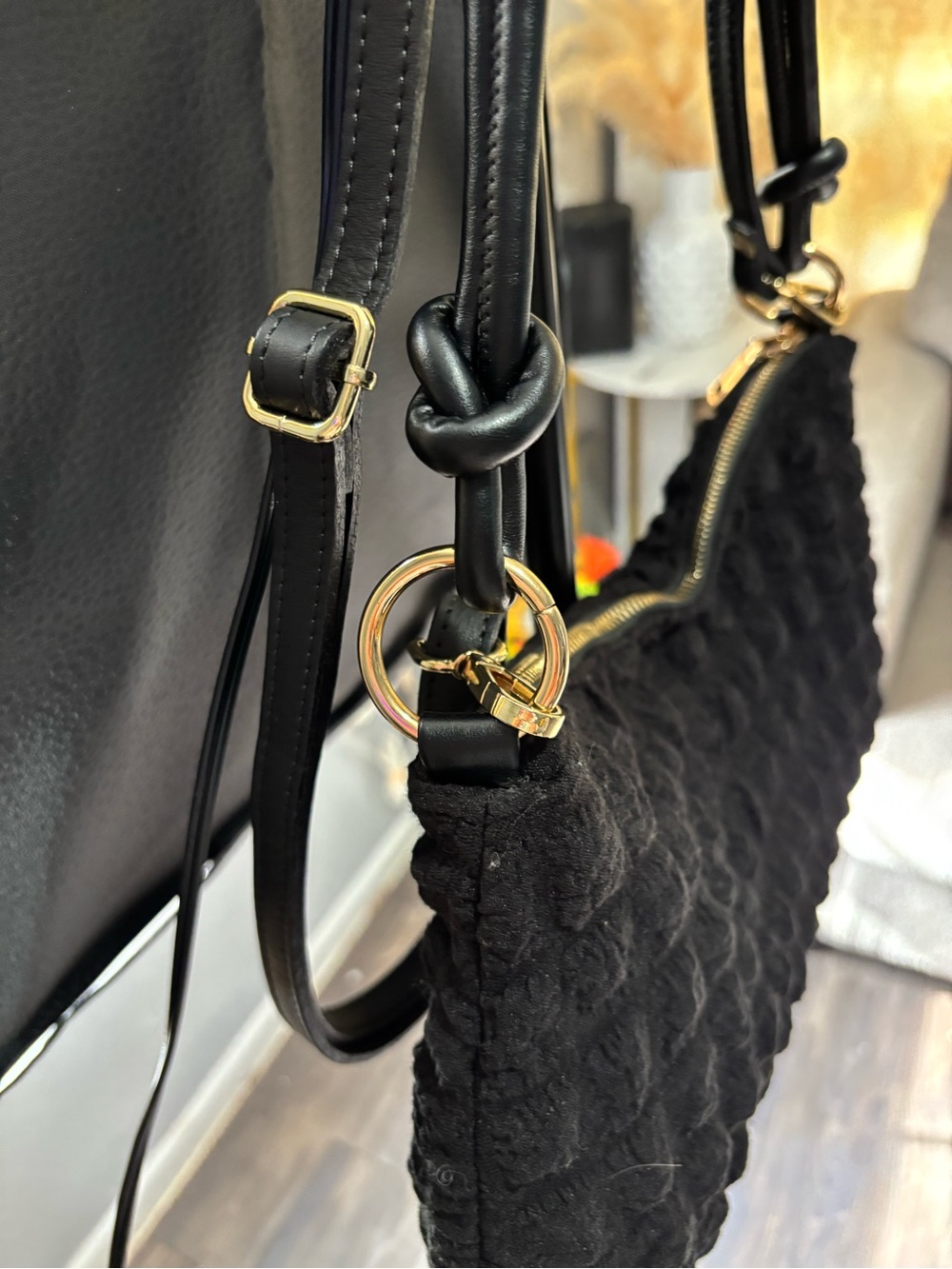 🩷 Preloved Waffle Urban Expressions bag
